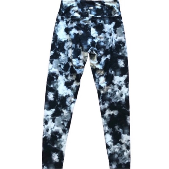 Marika Pattern Leggings - Picture 5 of 8